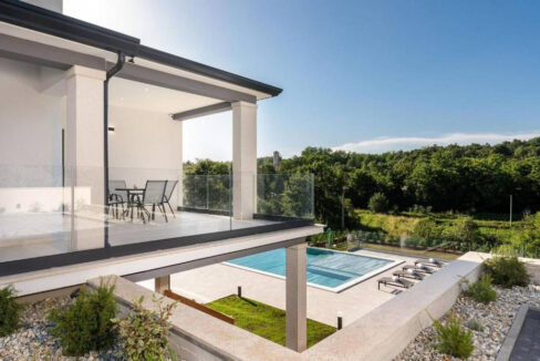 Elegantes modernes Haus -Tinjan, Istrien