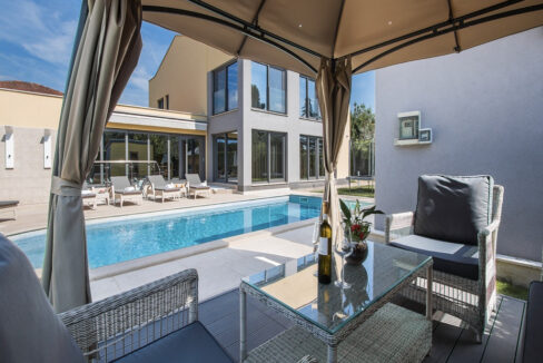Haus am Meer in Pula