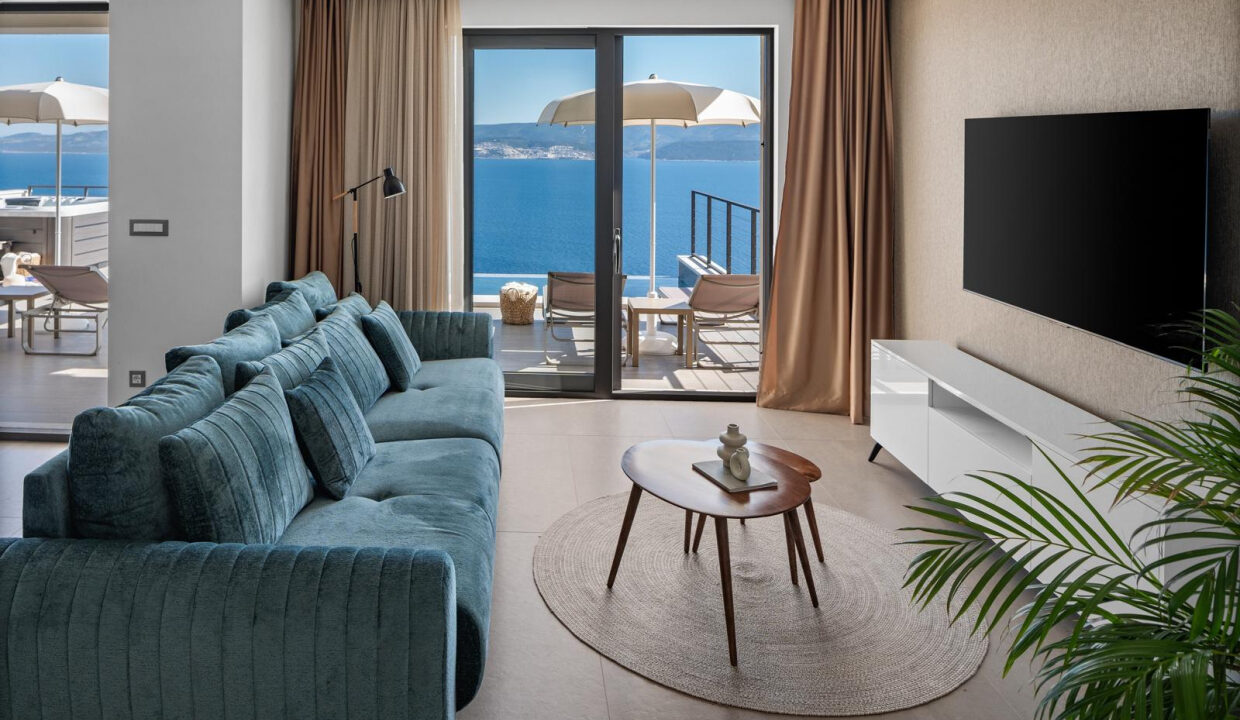 Neue Villa mit Meerblick in Omiš
