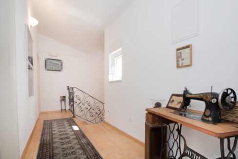 Haus mit Meerblick in der Nähe von Sibenik