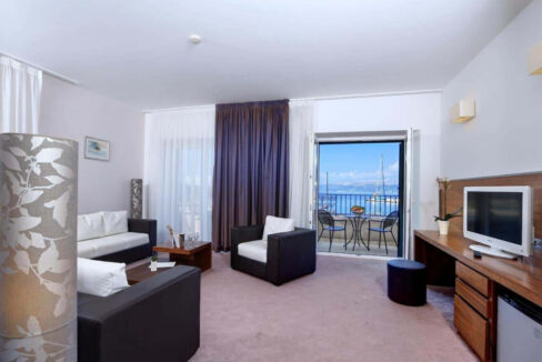 Hotel am Meer auf der Insel Bra?