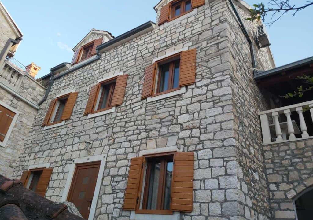 Steinhaus in Supetar Zentrum, Insel Brac