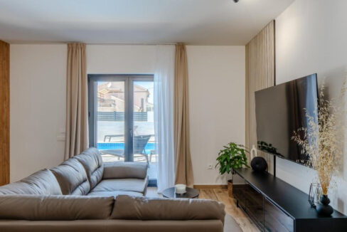 Modernes Haus in Vrsi