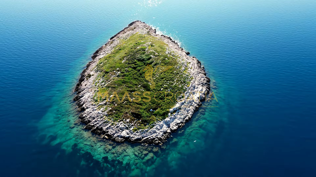 Plot - Babuljasi island.jpg